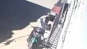 Gaziantep’te dehşet anları 7 yaşındaki kızını motosikletle sürükledi