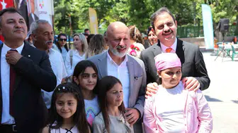 Kayseri’de öğrencilerin karne heyecanı başladı