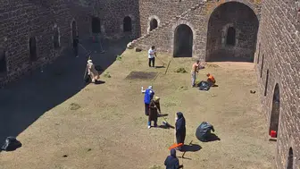Erzurum'un tarihine gönüllü temizlik eli değdi