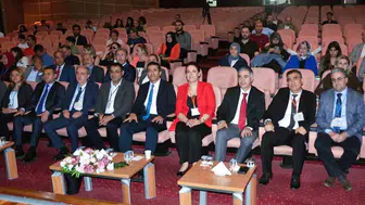 Dicle Üniversitesi’ndeki bilim zirvesinde gençler projelerini yarıştırdı