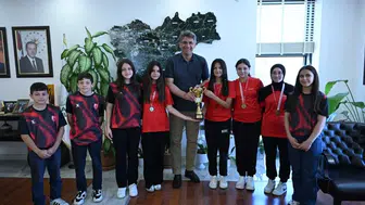 Kartepeli genç sporcular Türkiye çapında madalyaları topladı