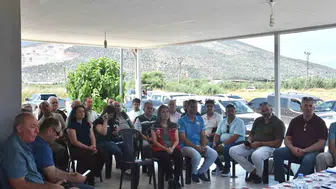 Milaslı balık üreticileri toprak havuzların geleceğini masaya yatırdı
