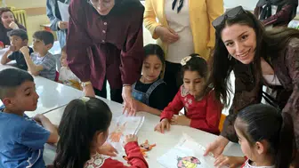 Miniklerin kağıda döktüğü hayaller üniversiteli abla ve abileriyle canlandı