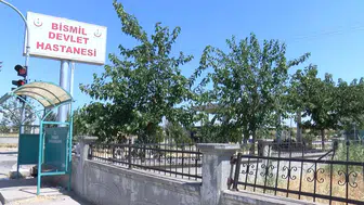 Diyarbakır'da oyun oynayan çocuk evde bulduğu silahla vuruldu