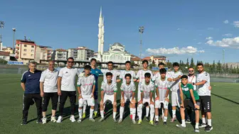 Diyarbakırlı gençler Türkiye’nin zirvesine göz kırptı