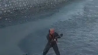 Turhal'da çaya düşen yavru kedi itfaiye operasyonuyla kurtarıldı