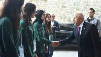 Nihat Özdemir gençlere kariyerin sırlarını Trabzon’da anlattı