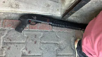 Kula’da kahvehane önünde silahlı kavga 2 yaralı