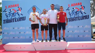 Adana ilk kez triatlon heyecanına ev sahipliği yaptı