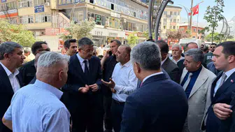 Hakkari’de güreş heyecanı öncesi bakan ziyareti