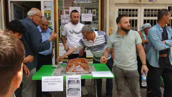 Gercüş’te Aziz Yıldırım sevinci Lokma dağıtarak kutladılar