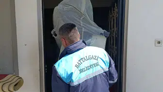 Battalgazi Belediyesi kapı kapı dolaşıp dert dinliyor