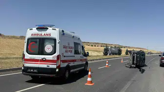 Diyarbakır Çınar yolunda iki aracın karıştığı kazada 7 kişi yaralandı