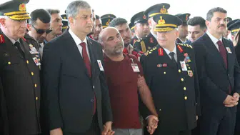 Adana şehidini son yolculuğuna gözyaşlarıyla uğurladı