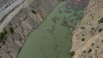Artvin Şavşat’ta kaybolan baba ve oğlunu arama çalışmaları sürüyor