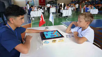 Nevşehir’de ekranları kapatan zekâ turnuvası başladı