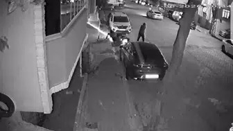 Esenyurt sokaklarında gece yarısı silahlı çatışma