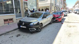 Eskişehir’de alkollü ve ehliyetsiz sürücü ortalığı birbirine kattı