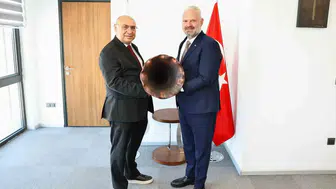 Menemen’de doğalgaz bekleyen mahallelerin yüzü gülüyor