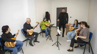 Mersin'de ücretsiz müzik eğitimi dönemi tamamlanıyor
