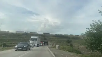 Osmaniye otoyolunda 6 tır birbirine girdi