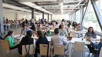 Anadolu Üniversitesi mezunları kampüslerine geri döndü