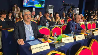 Kahta Belediye Başkanı Hallaç küresel belediyecilik zirvesinde yerini aldı
