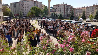 Sivas Lisesinde 139 yıllık gelenek kuşakları bir araya getirdi