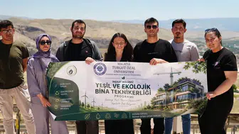 Geleceğin teknikerleri Darende’de güneş enerjisini yerinde inceledi