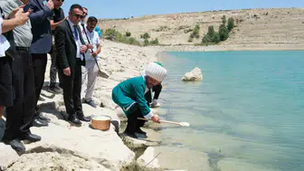 Nasreddin Hoca efsanesi Sivrihisar gölünde yeniden canlanıyor