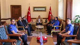 Bilecik'te infaz koruma memurları Vali Sözer ile bir araya geldi