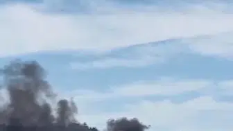 Sarıyer'de çatı katında kaynak yaparken evi yaktılar