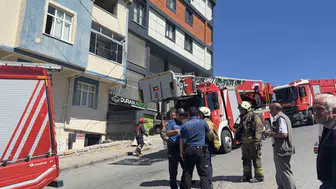 Arnavutköy'de çatı katı yangını Aile şikayetçi olduğu yeğenini suçladı