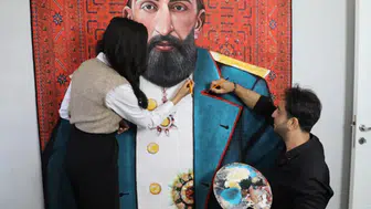 Mühendis çift halıyı tuvale dönüştürdü