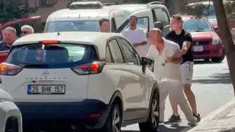 Çorlu trafiğinde yumruklu kavga kameraya yansıdı