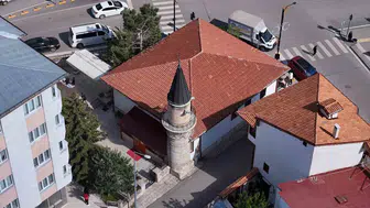 Sivas’ın tarihi camisindeki zincirler ne anlama geliyor