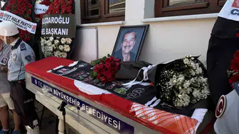 Kuşadası eski başkanı Engin Berberoğlu hayatını kaybetti