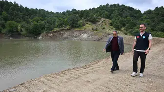 Salihli Damatlı'da çiftçinin sulama göleti onarıldı