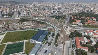 Kayseri'de öğrencilerin sınav mesaisi için inşaata mola verildi