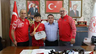 Bilecikli karateci Balkanlarda madalyayı kaptı