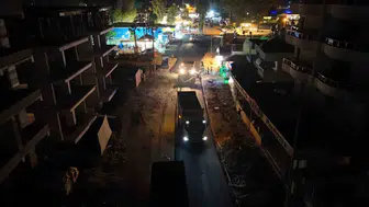 Arsuz’da bozuk yollar asfaltla yenileniyor