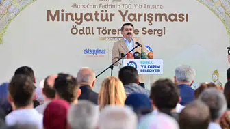 Bursa’nın 700 yıllık fetih hikayesi minyatürlerle tuvale taşındı