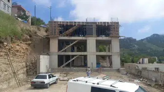 Andırın'da inşaat kazası bir işçi ağır yaralandı