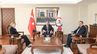 Samsun’un tanınan kaymakamı yeni görev yerine uğurlandı