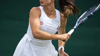 Zeynep Sönmez Wimbledon’da dev rakibini devirdi