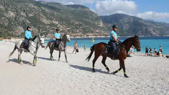 Ölüdeniz sahilinde yeni devriye dönemi başladı