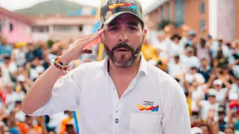 Kolombiya seçimini sağcı aday Espriella kazandı