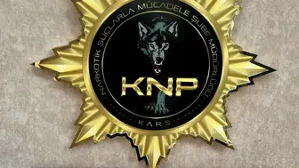 Kars polisinden sokak satıcılarına gece baskını