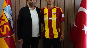 Kayserispor altyapısından çıkan genç yetenek profesyonel oldu
