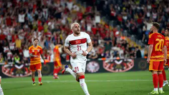 Barış Alper Yılmaz Kadıköy’de fileleri havalandırdı